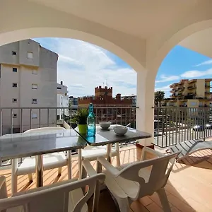 https://apartamentos-aquarium-2b-muy-cerca-de-la-playa.topcostabravahotels.com